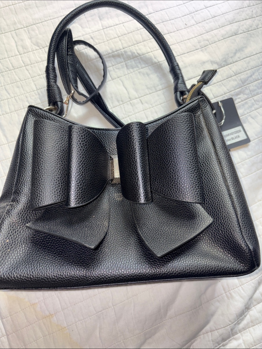 Elegant Black Bow-Accent Shoulder Bag